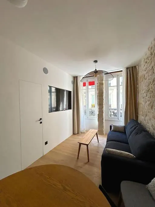 شقة Louvre -notre Dame 2bd, 2bath Ac *