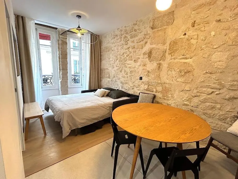 Louvre -notre Dame 2bd, 2bath Ac * باريس