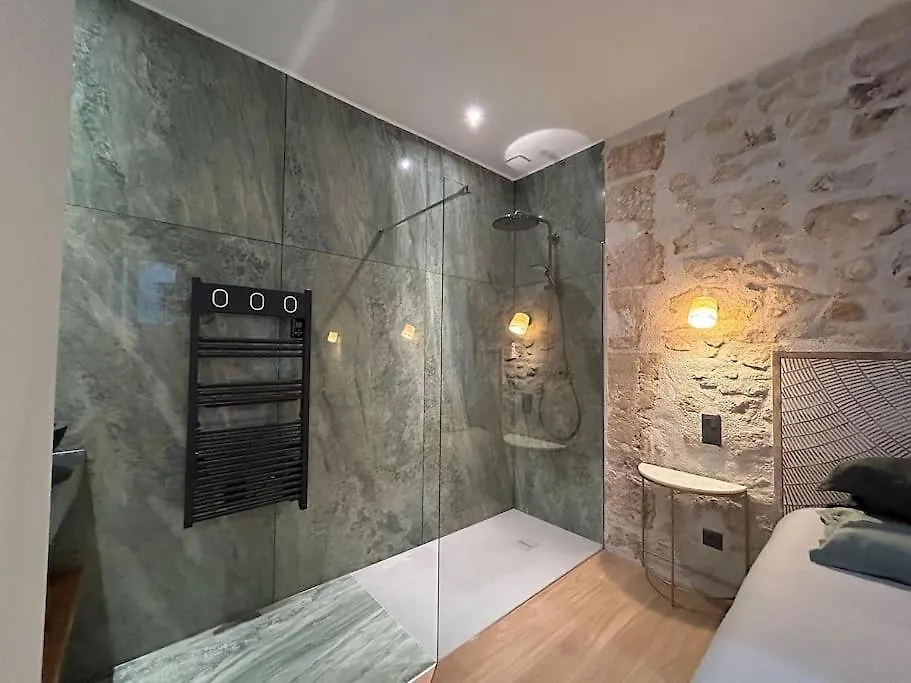 شقة Louvre -notre Dame 2bd, 2bath Ac *